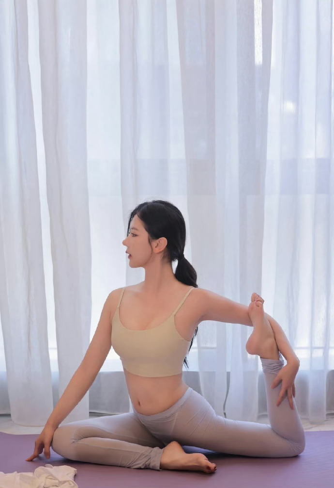 抓娃娃 海报